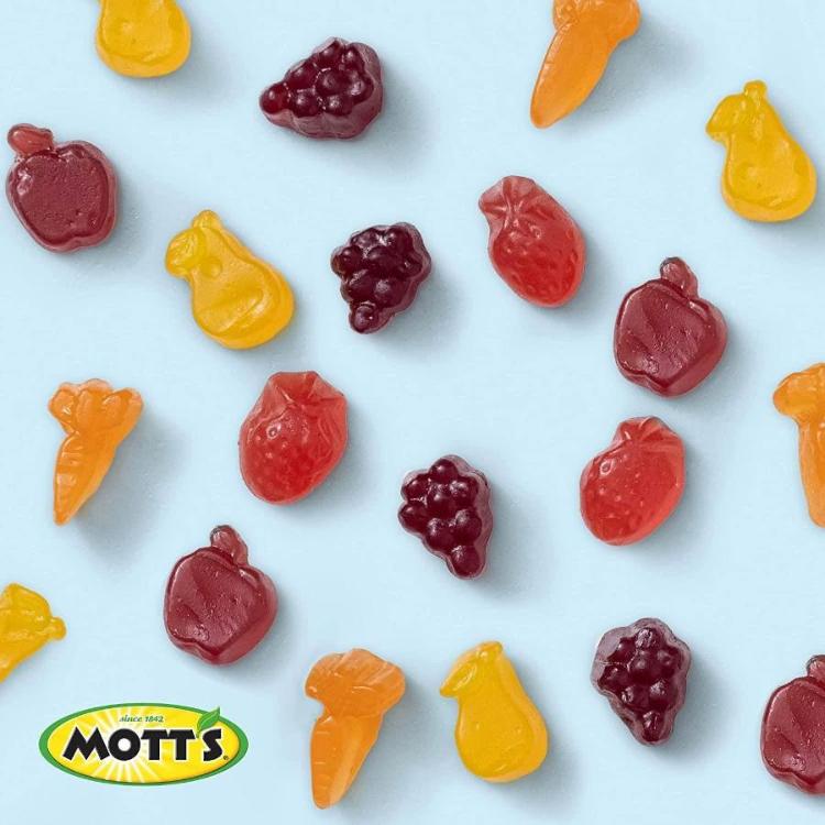 Mott's Medleys Fruit Snacks - Assorted Fruit Flavors, 0.8 oz Pouches, 90 ct Bulk Pack